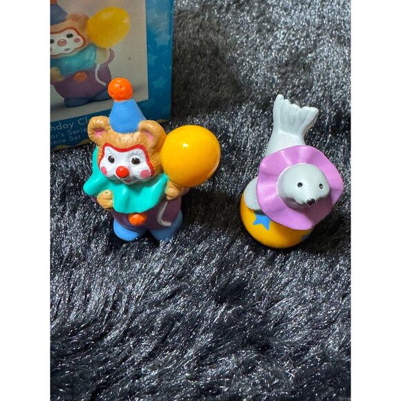 Merry Miniatures Happy Birthday Clown & Seal Figurines Collectors Series 2-Piece - Picture 3 of 10